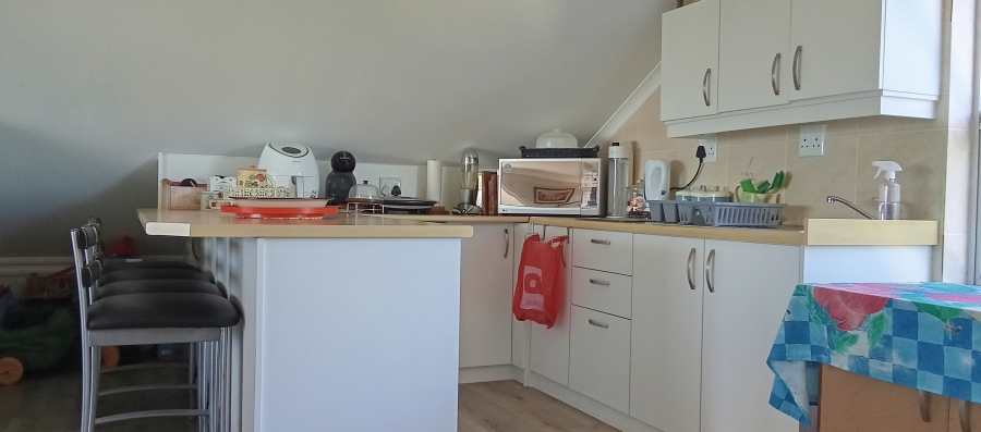 5 Bedroom Property for Sale in Kleinbaai Western Cape